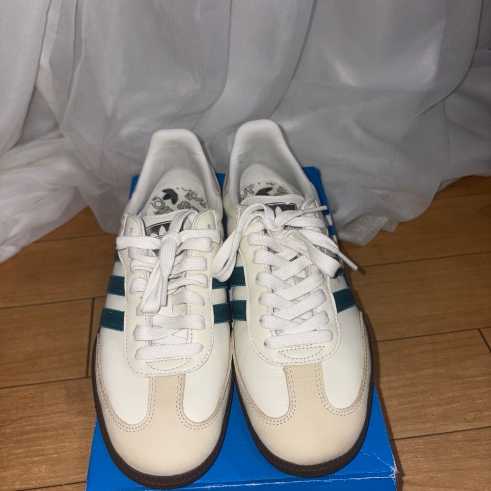 Adidas Samba White with Green Stripes Sneakers - Picture 6 of 7